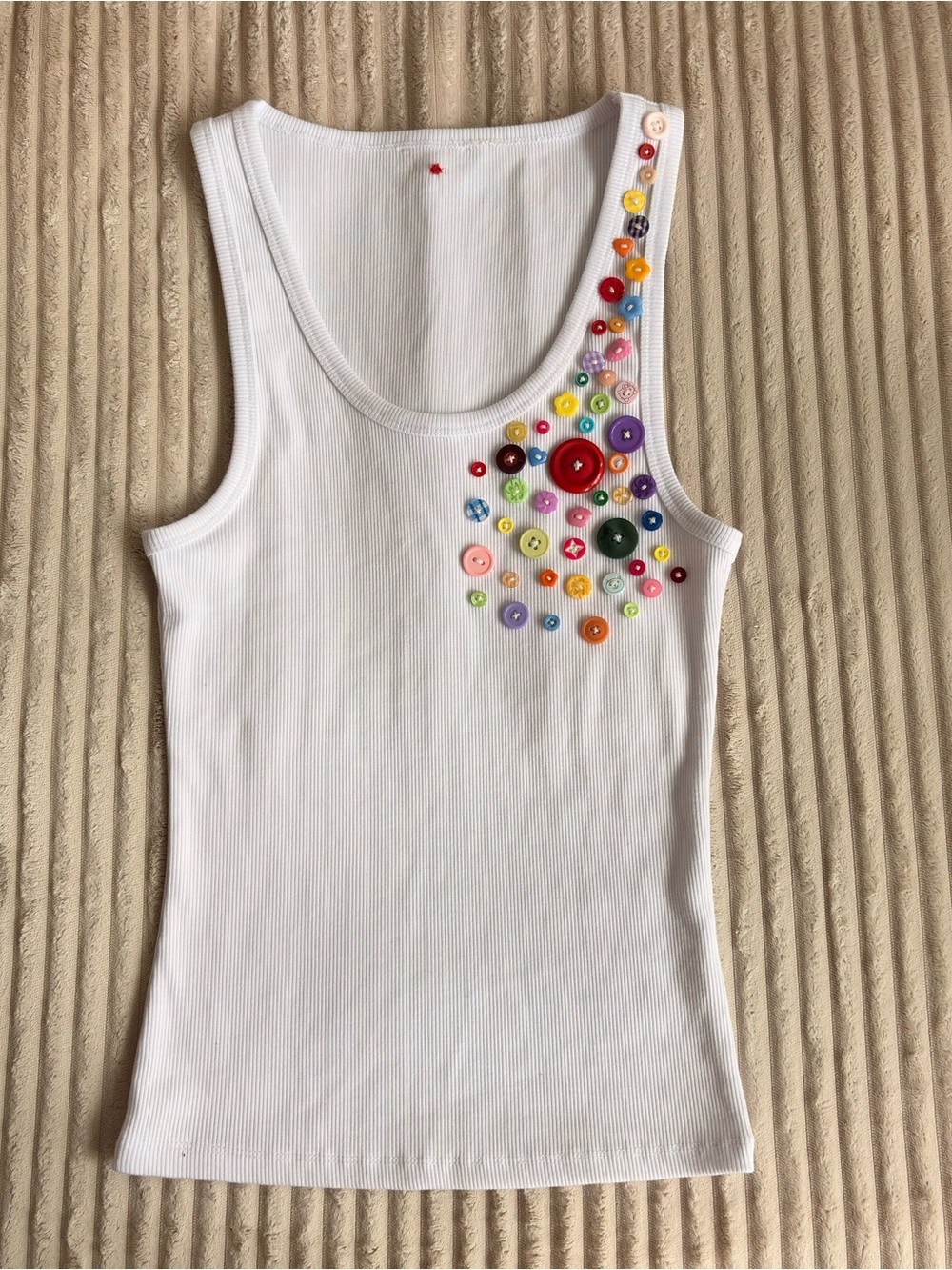 Handmade Button Detail White Tank Top – Size M - Picture 7 of 9